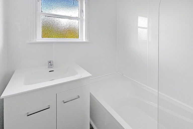 Photo of property in 3 Third Street, Lansdowne, Masterton, 5810