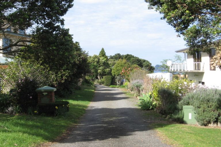 Photo of property in 219 Paku Drive, Tairua, 3508