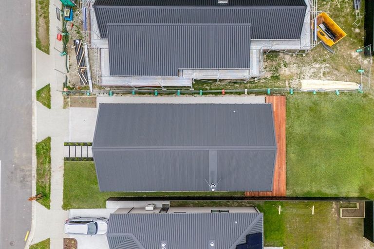 Photo of property in 16 Gillespie Street, Lake Hawea, 9382