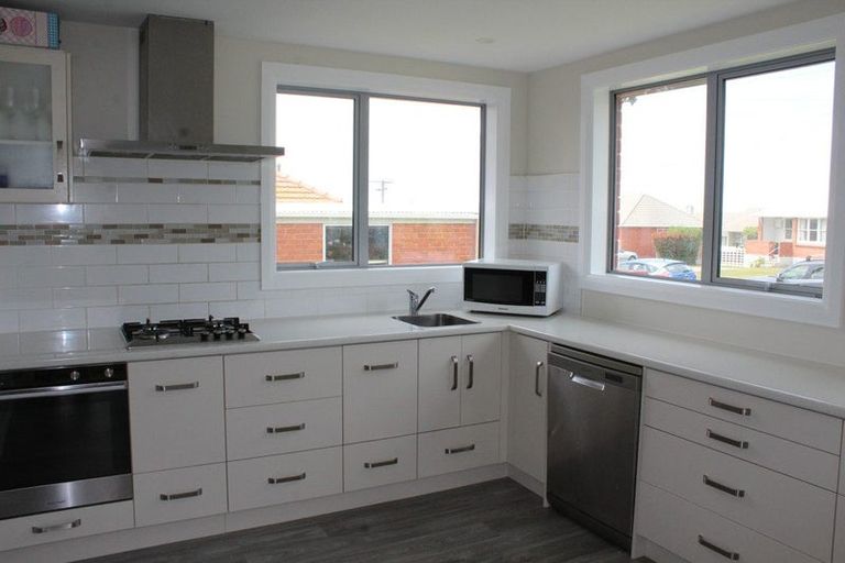 Photo of property in 32 Lock Street, Saint Clair, Dunedin, 9012