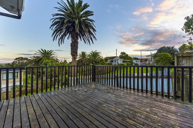 Photo of property in 42a Evans Road, Weymouth, Auckland, 2103