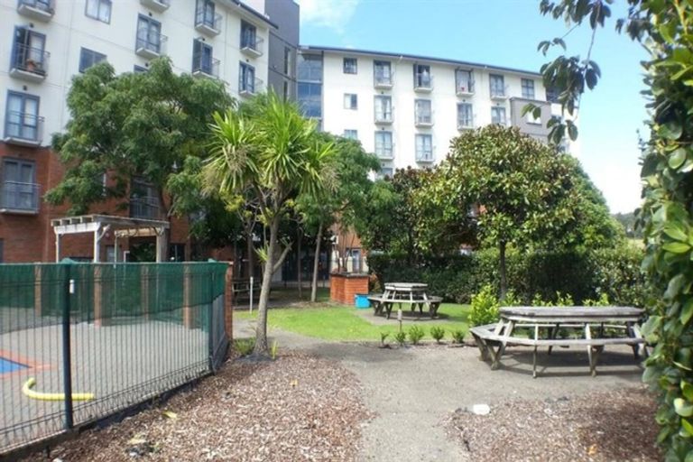 Photo of property in 2j/10 Crown Lynn Place, New Lynn, Auckland, 0600
