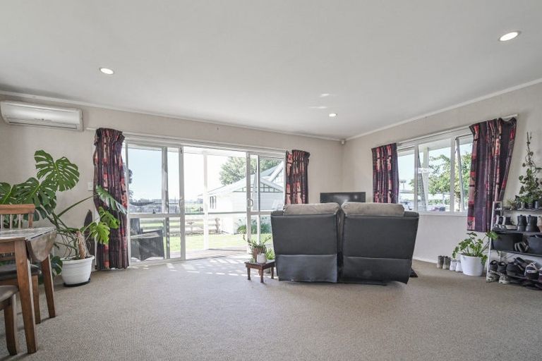 Photo of property in 96 Heathcote Road, Longlands, Hastings, 4175