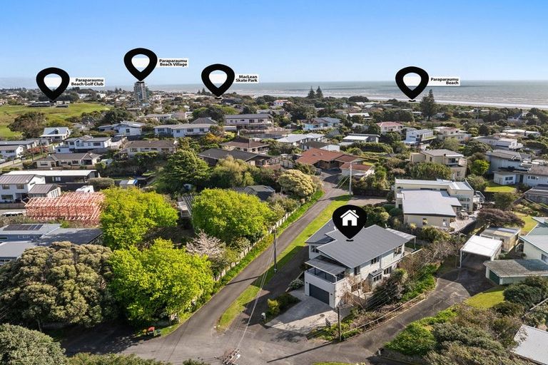 Photo of property in 24a Nathan Avenue, Paraparaumu Beach, Paraparaumu, 5032