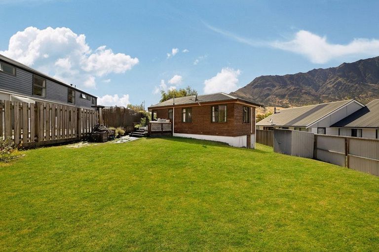 Photo of property in 8 Riverside Road, Frankton, Queenstown, 9300