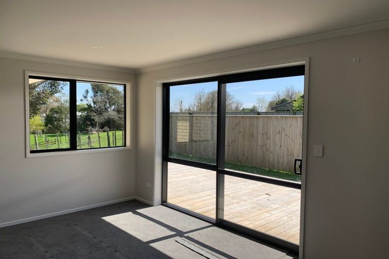 Photo of property in 16 Oldfield Lane, Marton, 4710