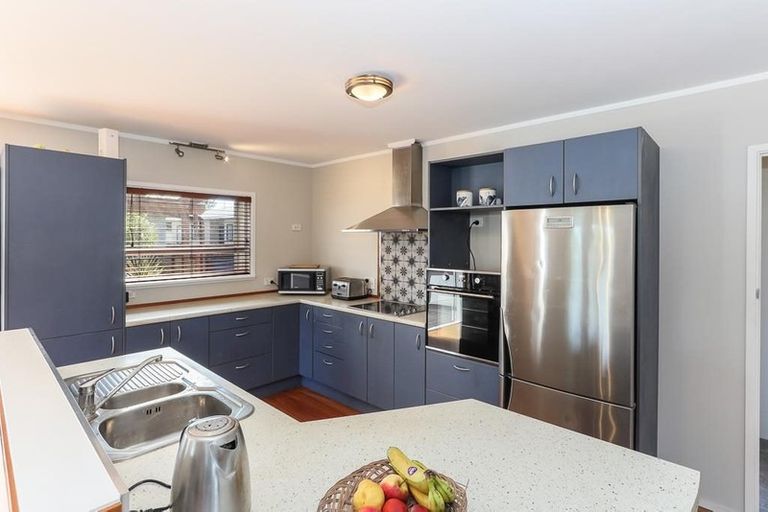 Photo of property in 12a Charles Road, Hannahs Bay, Rotorua, 3010