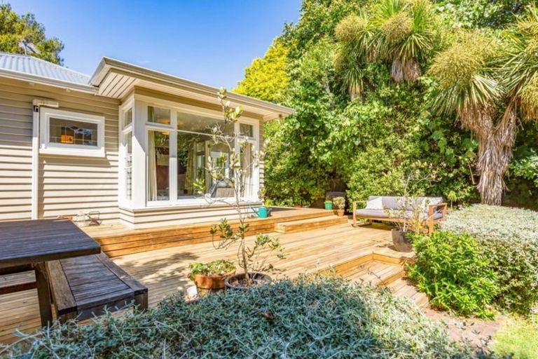 Photo of property in 25 Fisher Avenue, Beckenham, Christchurch, 8023