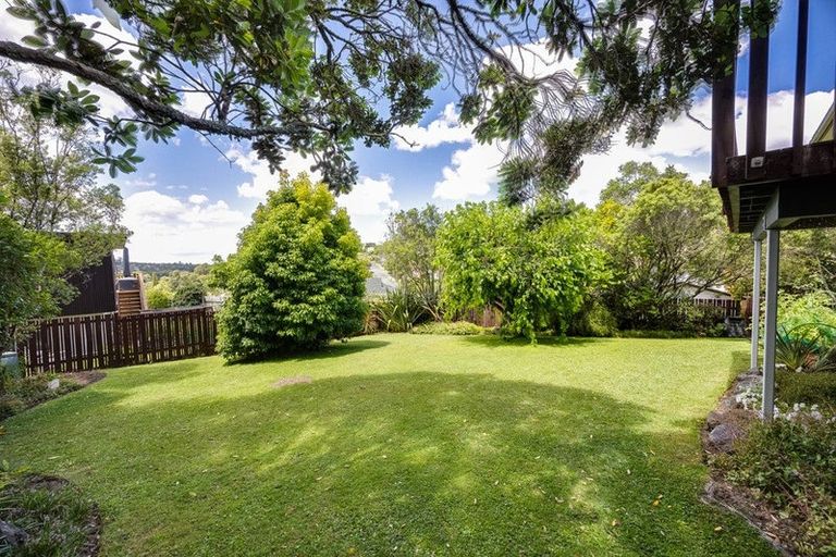 Photo of property in 27 Redwing Street, Browns Bay, Auckland, 0630