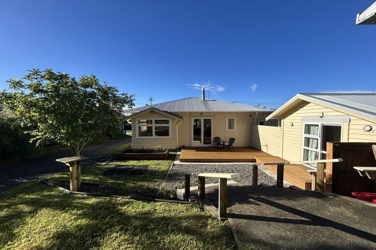 Photo of property in 39a Watt Street, Featherston, 5710