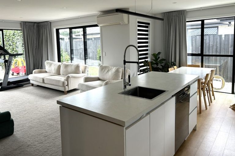 Photo of property in 1 Fountain Place, Rolleston, 7614