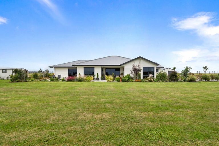 Photo of property in 29 Fry Road, Halcombe, Feilding, 4777