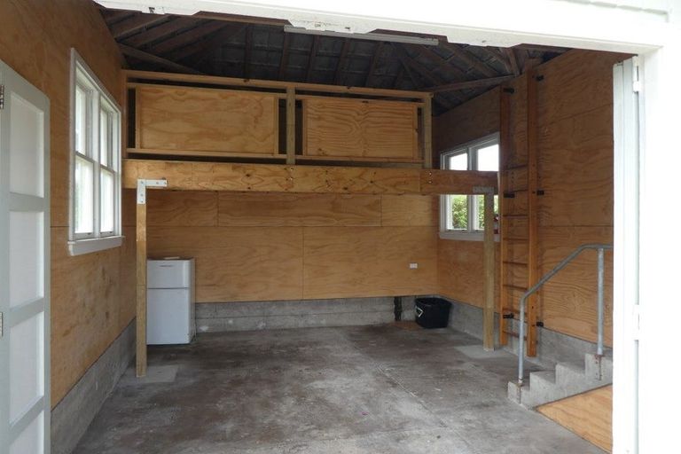 Photo of property in 44 Moana Road, Okitu, Gisborne, 4010