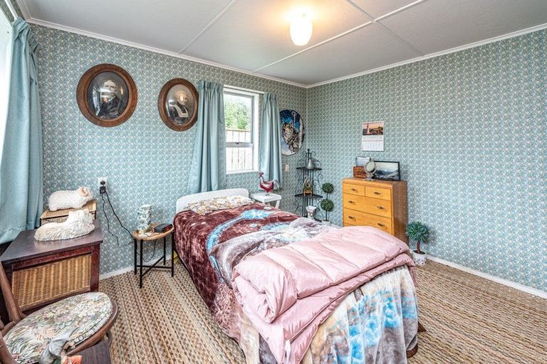 Photo of property in 5 Fookes Street, Waverley, 4510