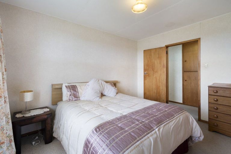 Photo of property in 2 Racecourse Avenue, Marton, 4710