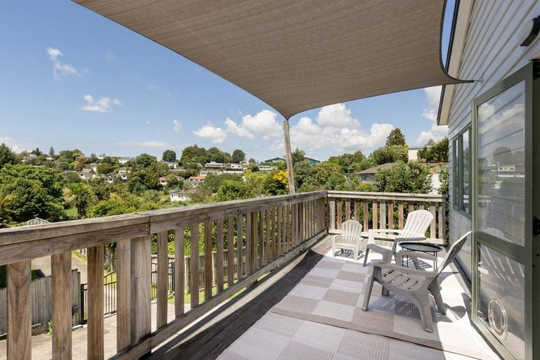 Photo of property in 44 Sunvale Place, Gate Pa, Tauranga, 3112