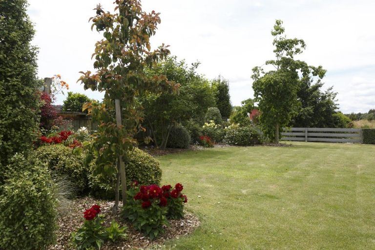 Photo of property in 81 Lisland Drive, Kinloch, Taupo, 3377