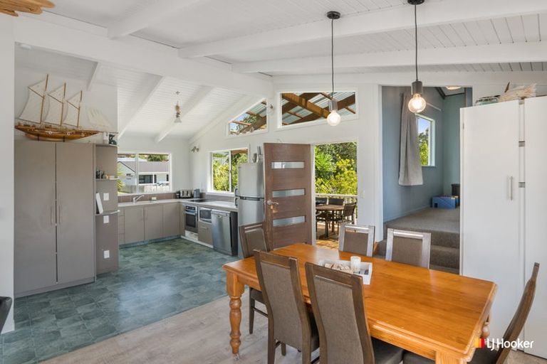 Photo of property in 183 Seaforth Road, Waihi Beach, 3611