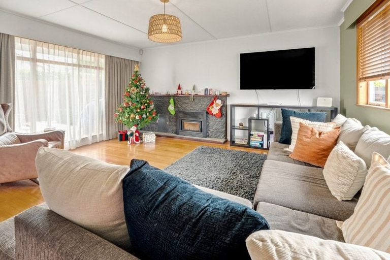 Photo of property in 9 O'halloran Road, Howick, Auckland, 2014