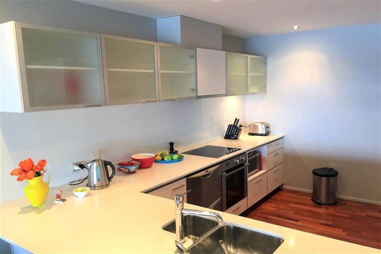 Photo of property in 502/7 Humber Street, Pandora, Napier, 4110