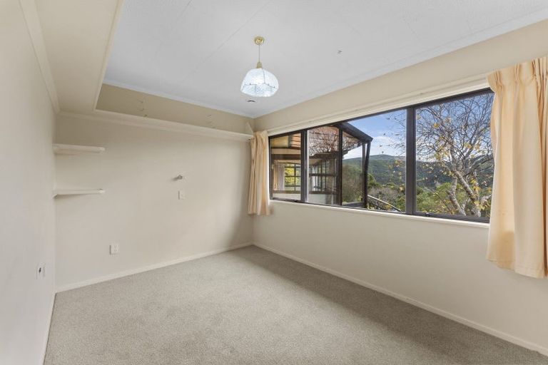 Photo of property in 59 Holborn Drive, Stokes Valley, Lower Hutt, 5019