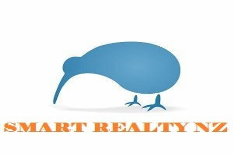 Photo of property in 24 Lexington Drive, Botany Downs, Auckland, 2010