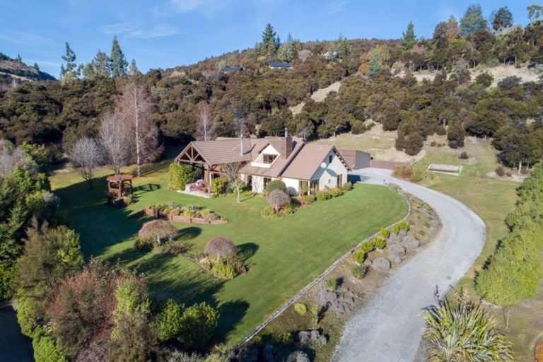 Photo of property in 545 Aubrey Road, Wanaka, 9305