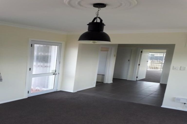 Photo of property in 1 Worcester Street, Levin, 5510