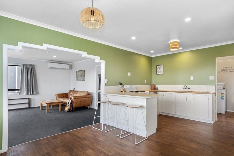 Photo of property in 1059a Papamoa Beach Road, Papamoa Beach, Papamoa, 3118