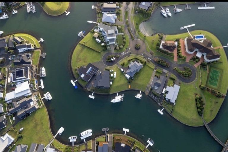 Photo of property in 4 Cordyline Way, One Tree Point, 0118