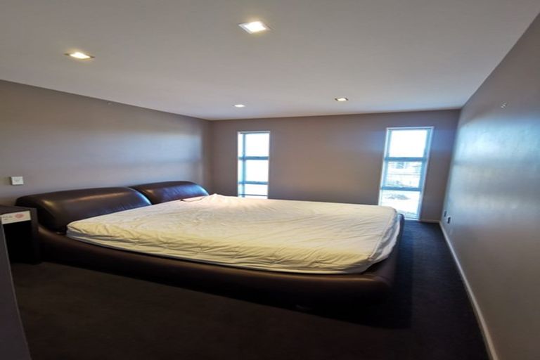 Photo of property in 16 Eaglesome Avenue, Aidanfield, Christchurch, 8025