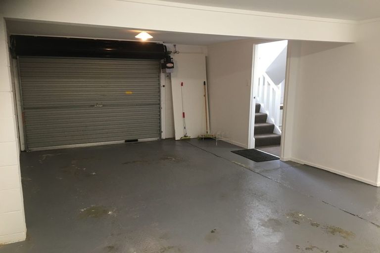 Photo of property in 1/15 Wairiki Road, Mount Eden, Auckland, 1024