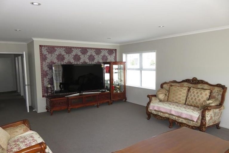 Photo of property in 188 Westchester Drive, Churton Park, Wellington, 6037
