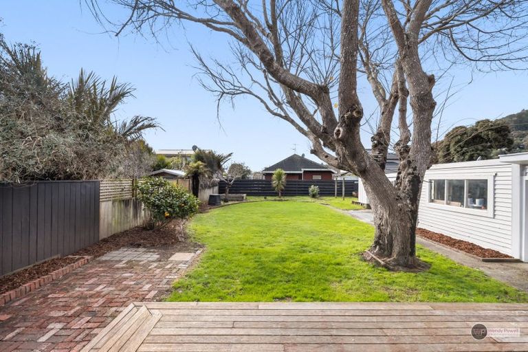 Photo of property in 35 Burnside Street, Waterloo, Lower Hutt, 5011