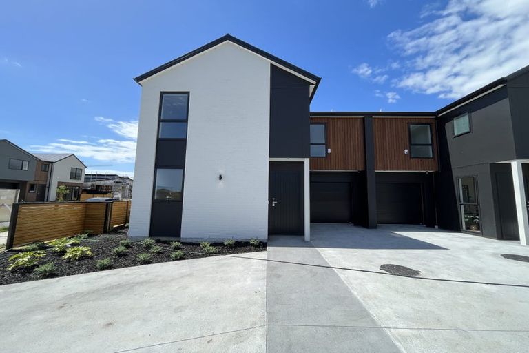 Photo of property in 64 Podgora Avenue, Huapai, Kumeu, 0810