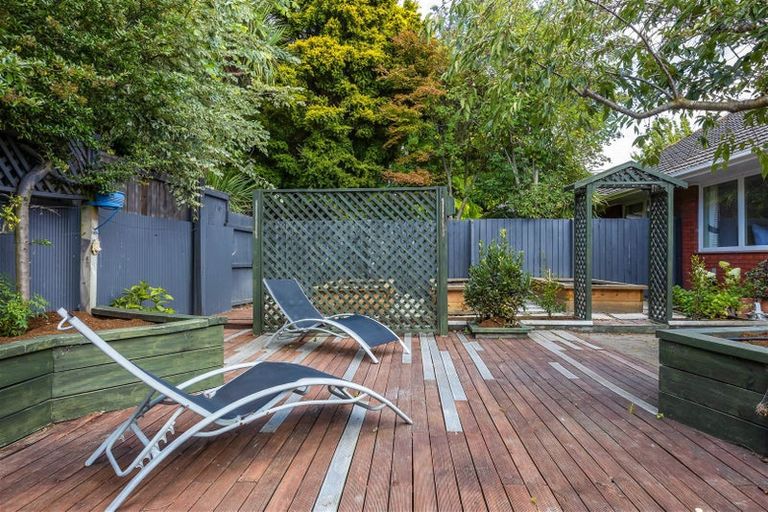 Photo of property in 17 Dulles Place, Papanui, Christchurch, 8053