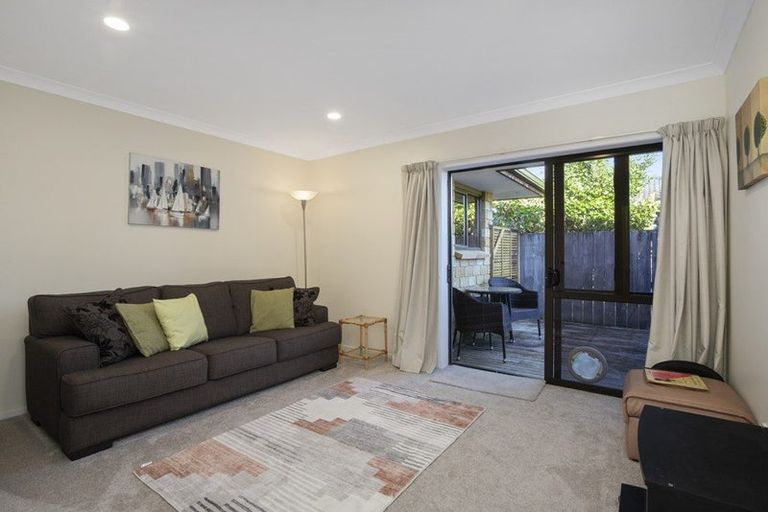 Photo of property in 13 Avonbrook Lane, Pukekohe, 2120