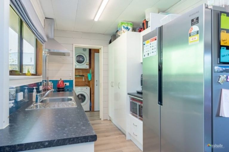 Photo of property in 38 Jackson Terrace, Ranui, Porirua, 5024