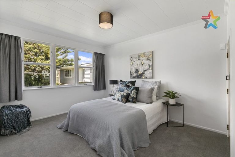 Photo of property in 10 Major Drive, Kelson, Lower Hutt, 5010