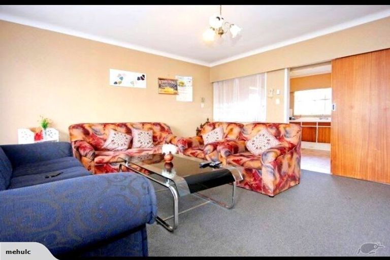 Photo of property in 2/11 Wentworth Avenue, Papatoetoe, Auckland, 2025