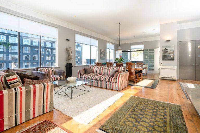 Photo of property in 5/5 Tory Street, Te Aro, Wellington, 6011