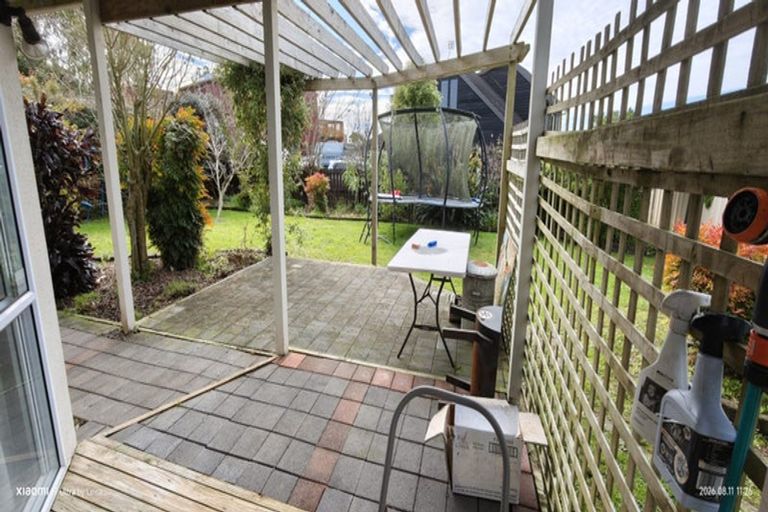 Photo of property in 26 Luckens Road, West Harbour, Auckland, 0618