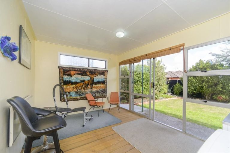 Photo of property in 9 Pain Street, Bulls, 4818