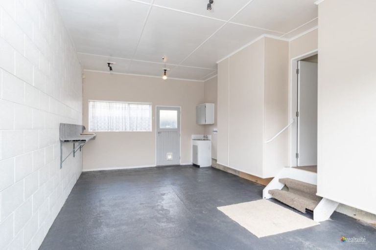 Photo of property in 1/17 Wimbledon Grove, Wainuiomata, Lower Hutt, 5014