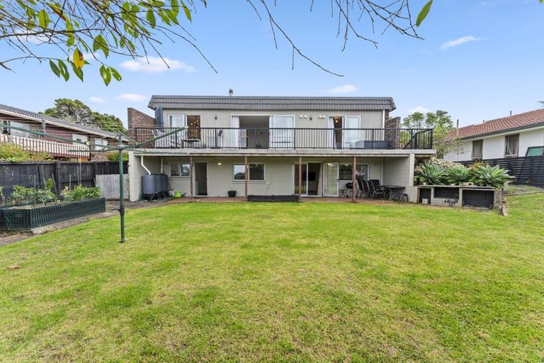 Photo of property in 5 Stapleford Crescent, Browns Bay, Auckland, 0630