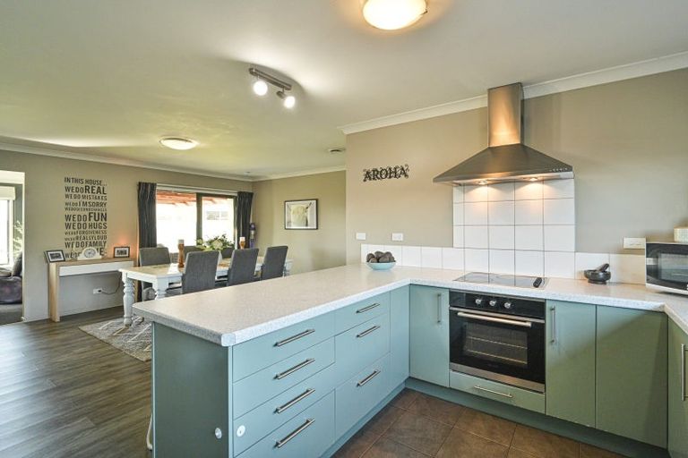 Photo of property in 8 Prestige Place, Flaxmere, Hastings, 4120