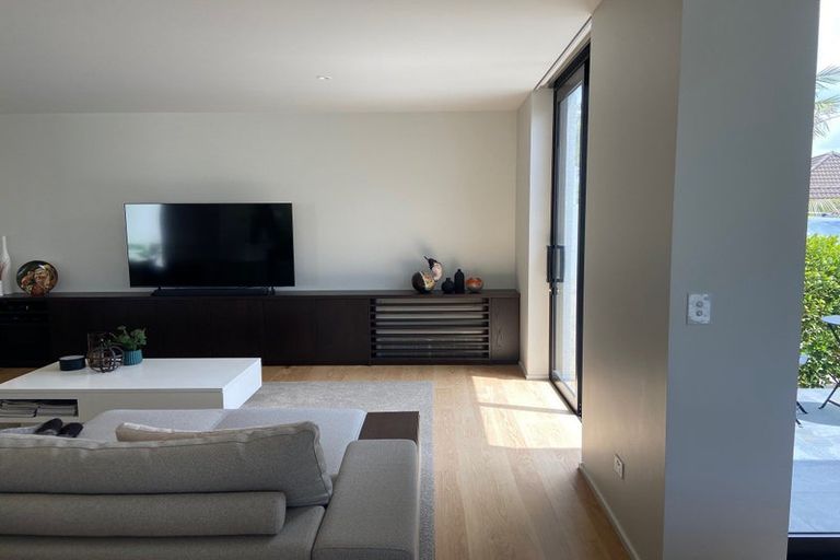 Photo of property in 13 Sharon Road, Waiake, Auckland, 0630