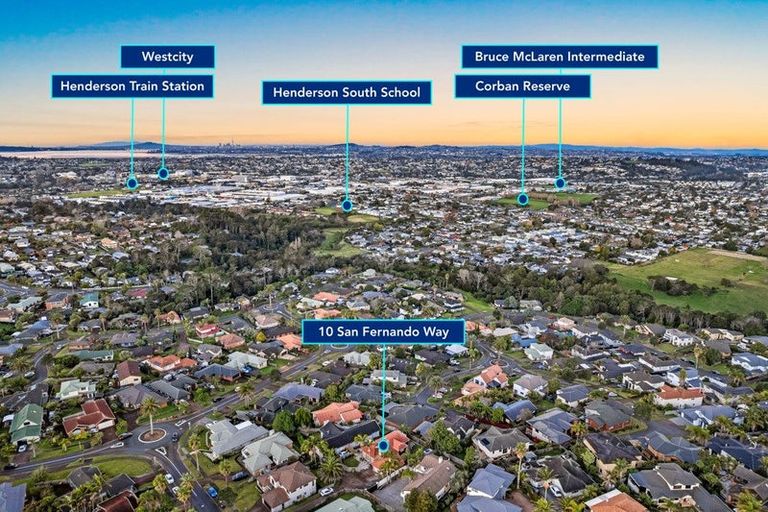Photo of property in 10 San Fernando Way, Henderson, Auckland, 0612
