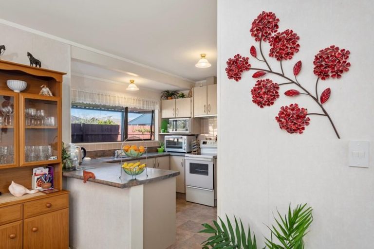 Photo of property in 10b Emmett Street, Greerton, Tauranga, 3112