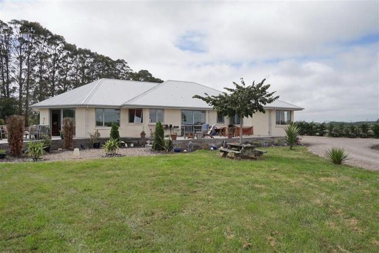 Photo of property in 67 Waikoruru Road, Tuahiwi, Kaiapoi, 7691